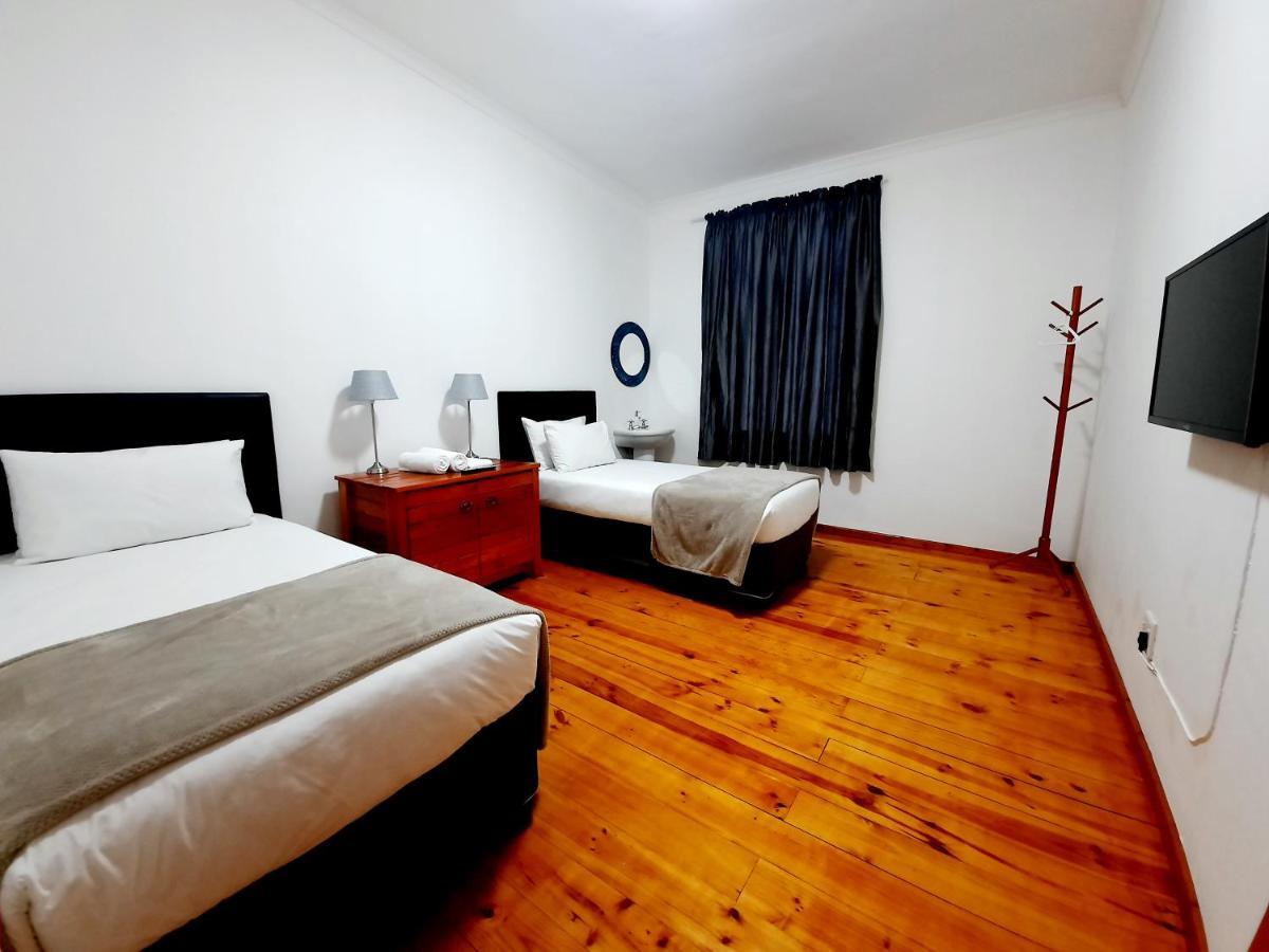 Blueline Inn - Simon'S Town Kaapstad Buitenkant foto